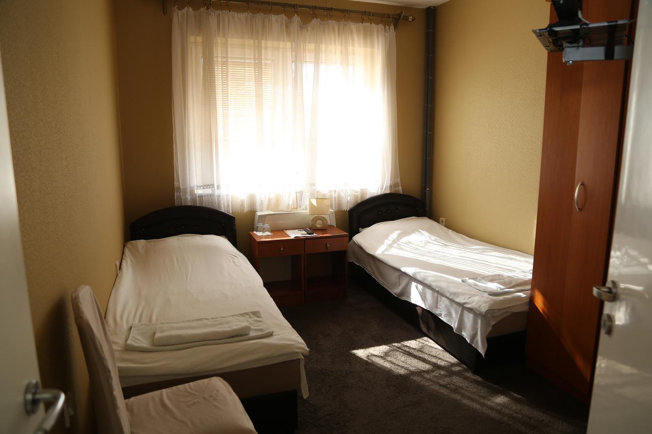 B&B Vila Bela Ruza Σρέμσκα Μιτρόβιτσα Εξωτερικό φωτογραφία