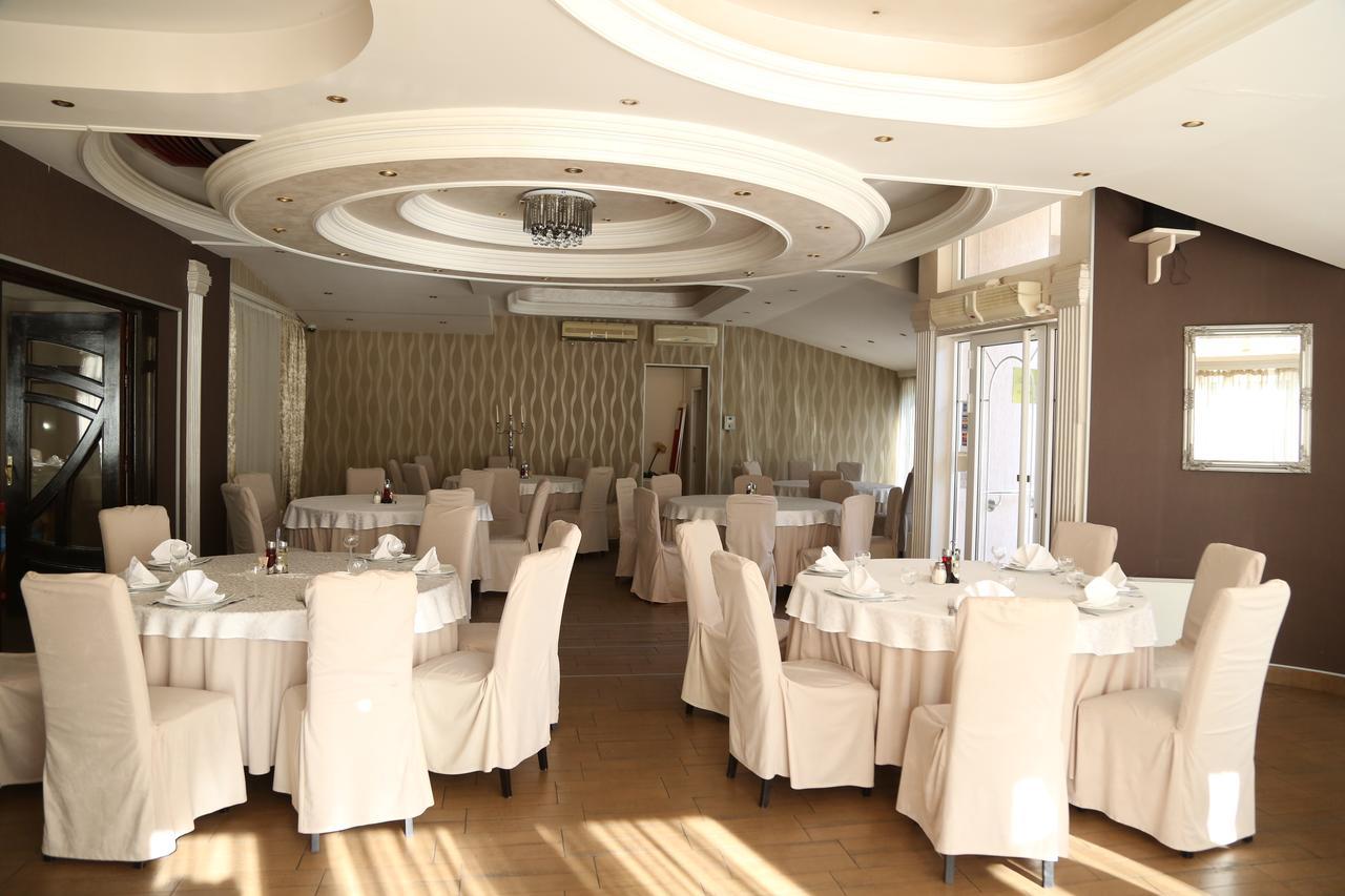 B&B Vila Bela Ruza Σρέμσκα Μιτρόβιτσα Εξωτερικό φωτογραφία